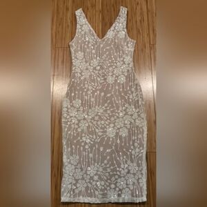 New In Bag JoyFunEar White Floral Sequin Dress